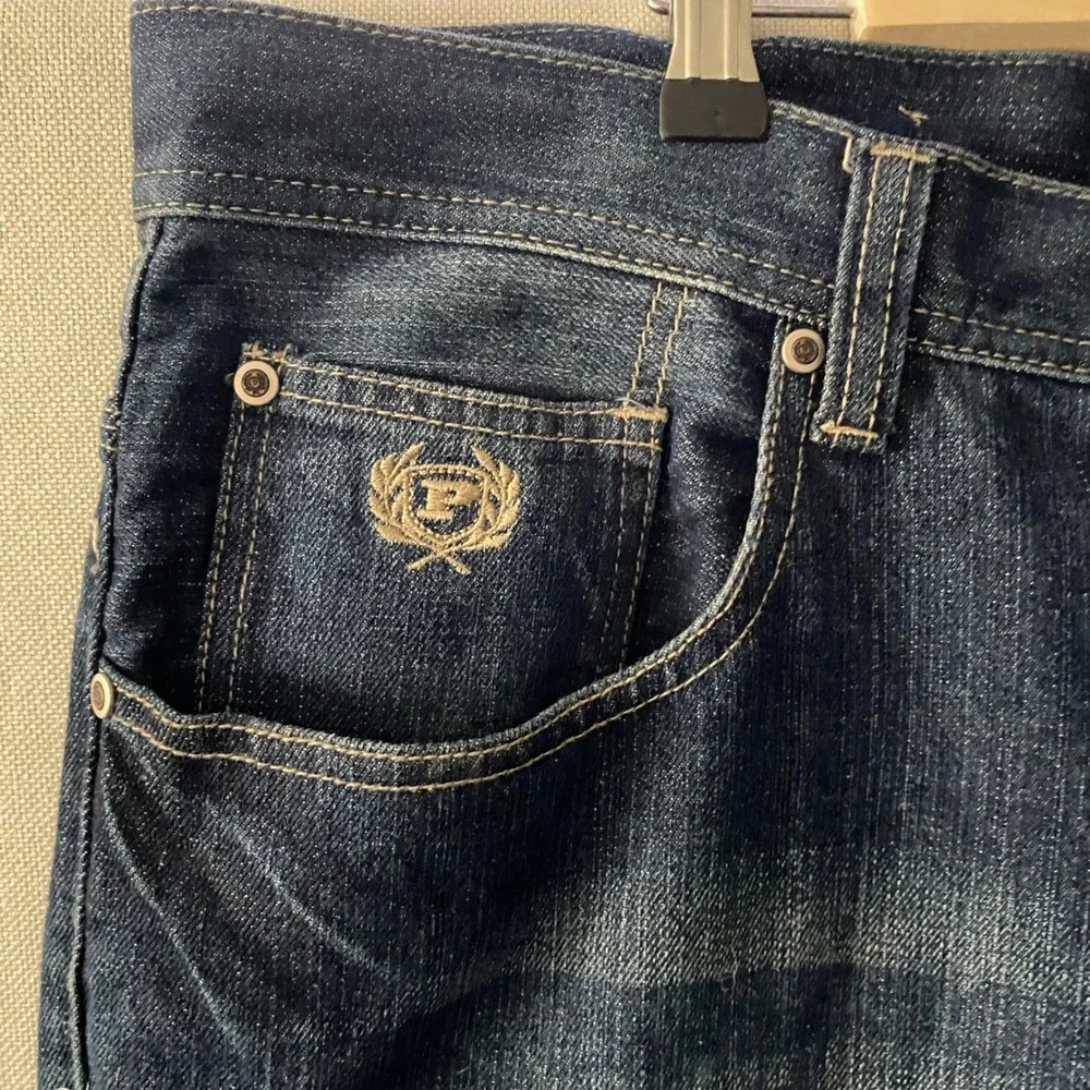 Phat Farm Mens Relaxed Fit Dark Wash Blue Denim Jeans Size 40 Hip Hop Streetwear